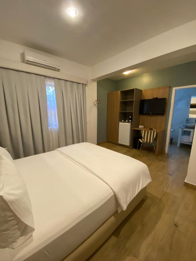 Milord Hotel Энкарнасьон Экстерьер фото